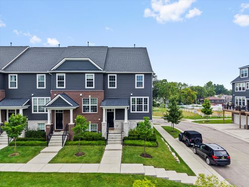 202 N Sydney Ct, Plymouth, MI, 48170-4958 | Card Image