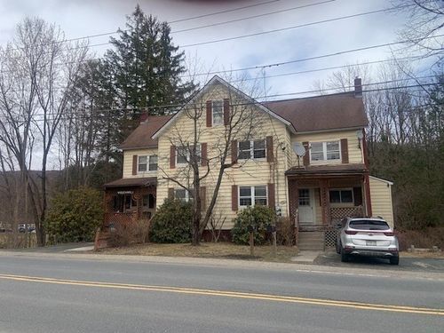 47-45 Middlefield Rd, Chester, MA, 01011-9667 | Card Image