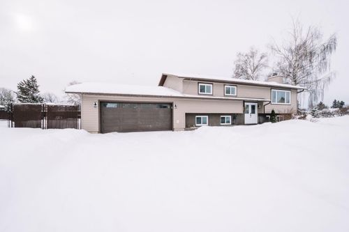 6929 96 St, Grande Prairie, AB, T8V5T2 | Card Image