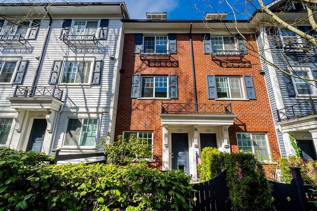 53 - 8767 162 Street, Townhouse with 2 bedrooms, 1 bathrooms and 2 parking in Surrey BC | Image 4