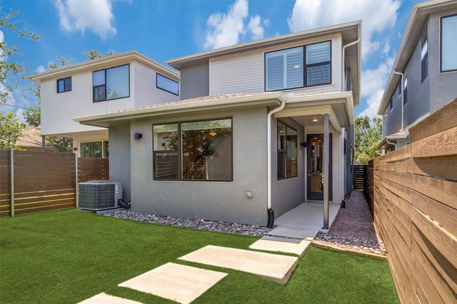 Great Backyard Maintained by HOA | Image 10
