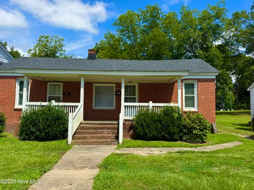 1105 College St, Kinston, NC, 28501-3829 | Card Image