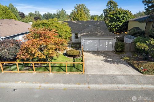 27836 129th Pl Se, Kent, WA, 98030-8513 | Card Image