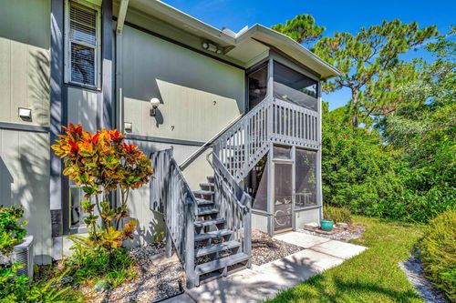 apt-7-8356 Se Croft Cir, Hobe Sound, FL, 33455-6354 | Card Image