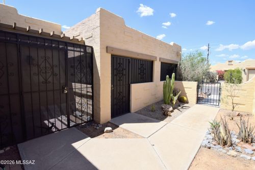 3277 W Moondance Way, Tucson, AZ, 85741-1248 | Card Image
