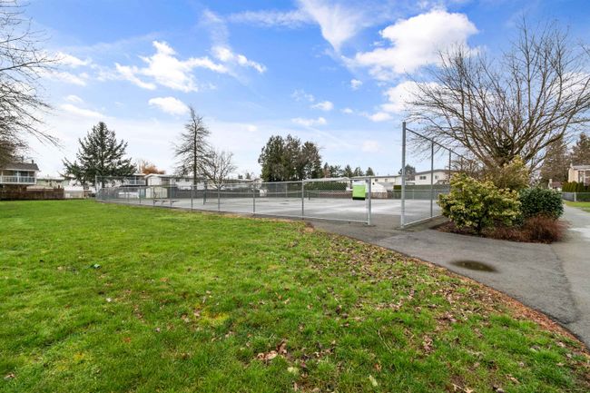 8707 Cornwall Crescent, House other with 4 bedrooms, 2 bathrooms and 5 parking in Chilliwack BC | Image 36
