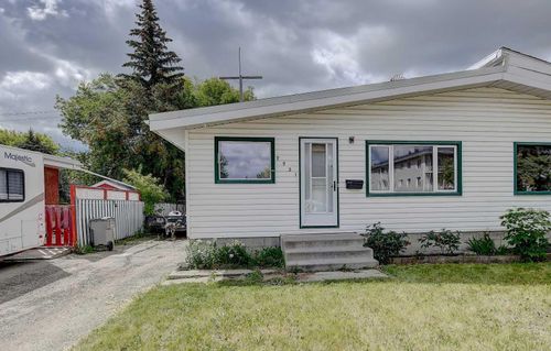 9921 92 Avenue, Grande Prairie, AB, T8V0H7 | Card Image