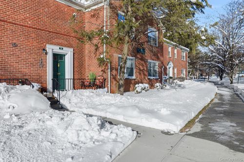 apt-76-1 Fieldstone Dr, Hartsdale, NY, 10530-1512 | Card Image