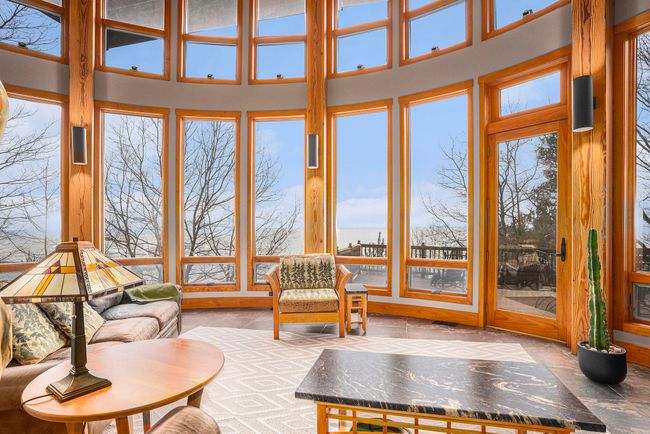 Ceiling to floor windows | Image 8