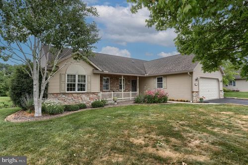 115 Arbor Dr, MYERSTOWN, PA, 17067-3180 | Card Image