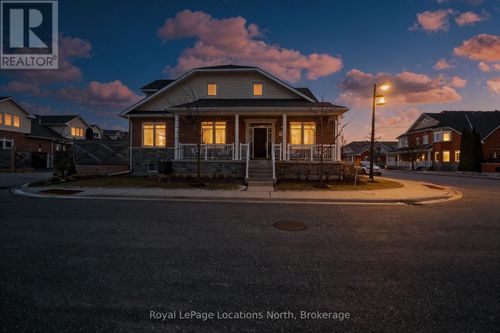 13 N Pine St, Collingwood, ON, L9Y2X4 | Card Image