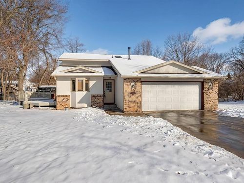 11641 55th St Ne, Albertville, MN, 55301-9737 | Card Image