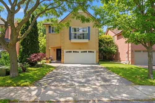 140 Romain Cres, Oakville, ON, L6H5A6 | Card Image