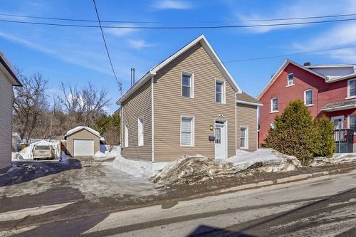 147 Rue Jean-Xxiii, Gatineau, QC, J8L1B8 | Card Image