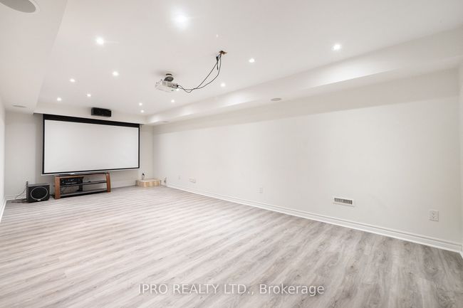 470 Savoline Blvd, House attached with 4 bedrooms, 3 bathrooms and 2 parking in Milton ON | Image 40