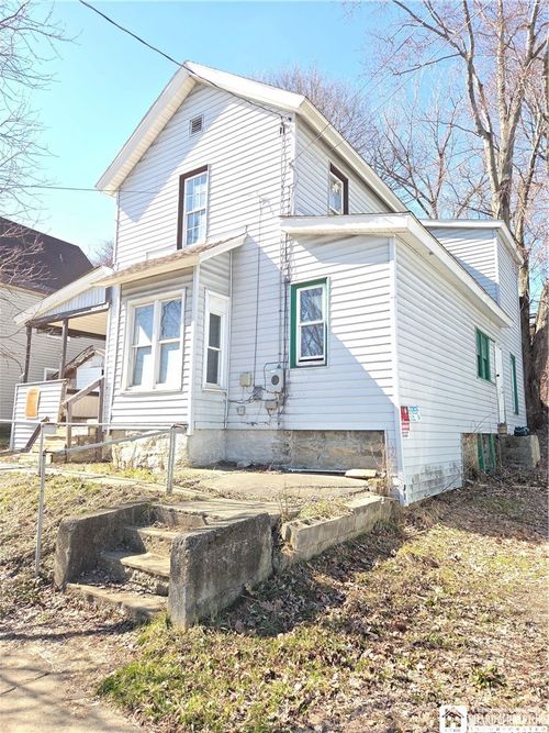 475 Crescent St, Jamestown, NY, 14701-3827 | Card Image