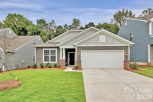 7306 Wheyfield Dr, Charlotte, NC, 28215-8422 | Card Image
