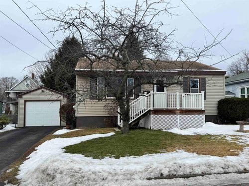 82 Hood St, Winooski, VT, 05404-1864 | Card Image