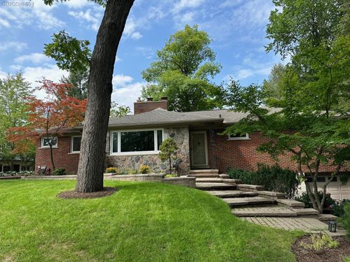 1700 Hamilton Dr, Bloomfield Hills, MI, 48302-0221 | Card Image