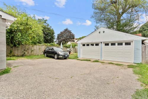 125-123 Summerfield Ave, Bridgeport, CT, 06610-2928 | Card Image