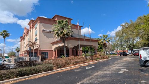 421-3000 Maingate Ln, KISSIMMEE, FL, 34747-2301 | Card Image