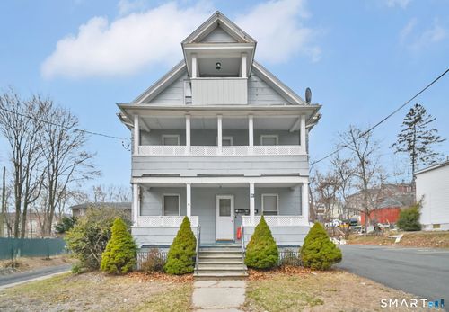 11 Addison St, Bristol, CT, 06010-5618 | Card Image