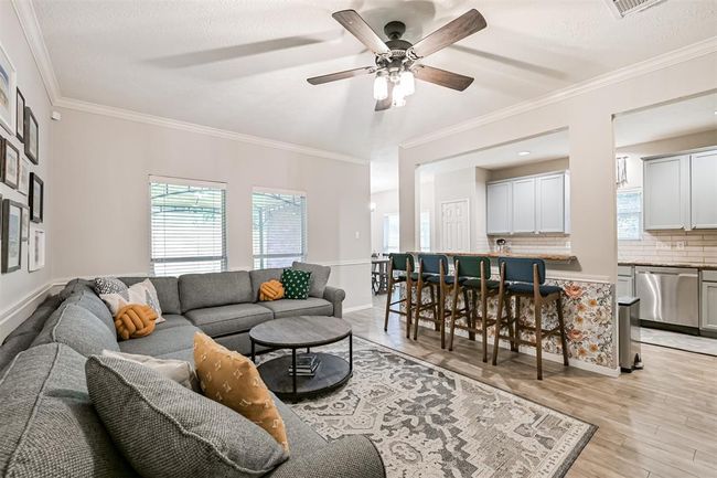 3602 Pine Stream Dr, House other with 4 bedrooms, 3 bathrooms and 2 parking in Pearland TX | Image 5