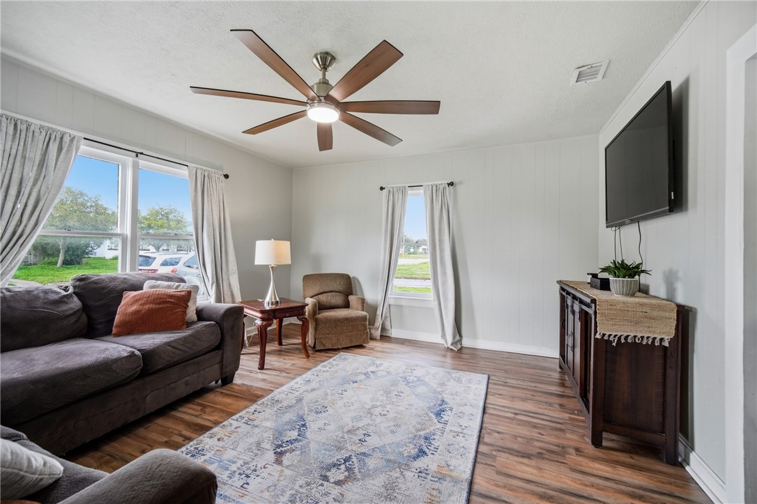 Residential in Kingsville 4