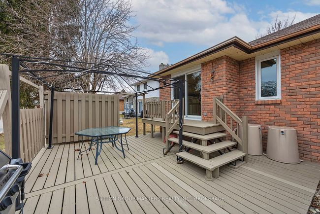 984 Ambleside Cres, House other with 5 bedrooms, 3 bathrooms and 2 parking in Kingston ON | Image 41