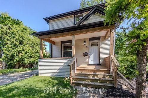52 Albert St, Saint Catharines, ON, L2R2G9 | Card Image