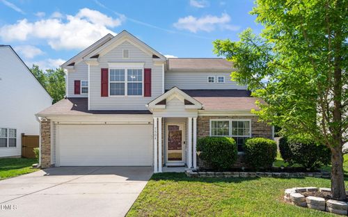 7504 Brighton Village Dr, Raleigh, NC, 27616-8616 | Card Image