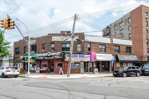 2530 Boston Rd, Bronx, NY, 10467-9004 | Card Image