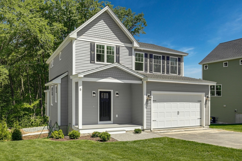 Briggs Cir, Ayer, MA 01432