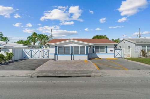 1541-15391541 Ne 15th Ave, Fort Lauderdale, FL, 33304-4848 | Card Image