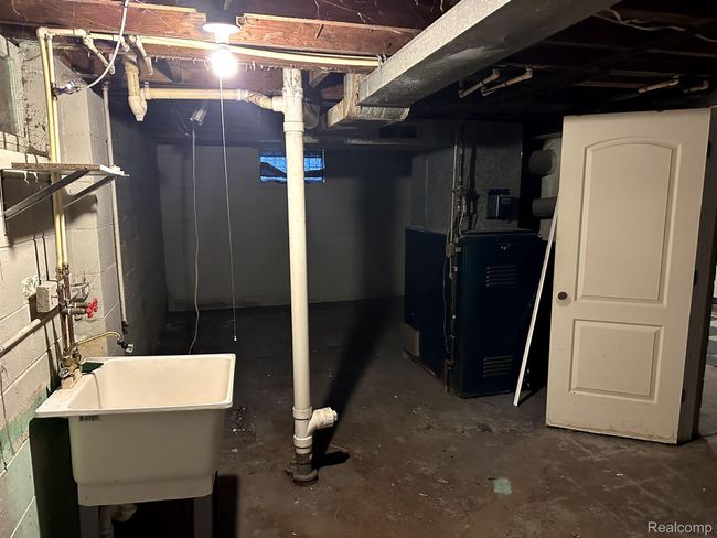 20093 Faust Ave, House other with 2 bedrooms, 1 bathrooms and null parking in Detroit MI | Image 10