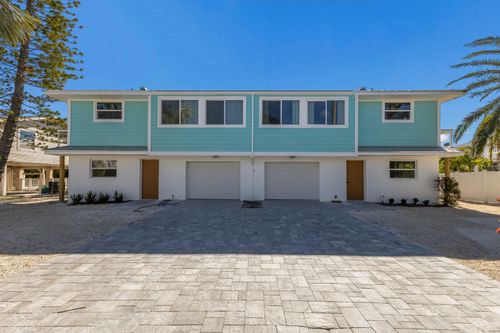 303 65th St, HOLMES BEACH, FL, 34217-1306 | Card Image