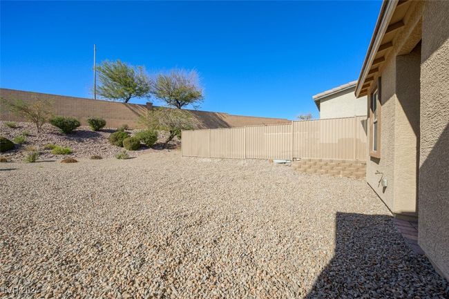 2675 Chinaberry Hill St, Townhouse with 2 bedrooms, 2 bathrooms and null parking in Laughlin NV | Image 39