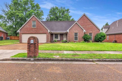 2957 Valley Lake Dr, Bartlett, TN, 38135-2583 | Card Image