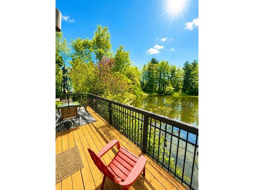 9 Lake Forest Dr, Burlington, VT, 05401-5492 | Card Image