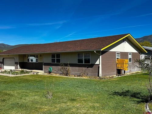 1624 Meadowbrook Blvd, Paonia, CO, 81428-9330 | Card Image
