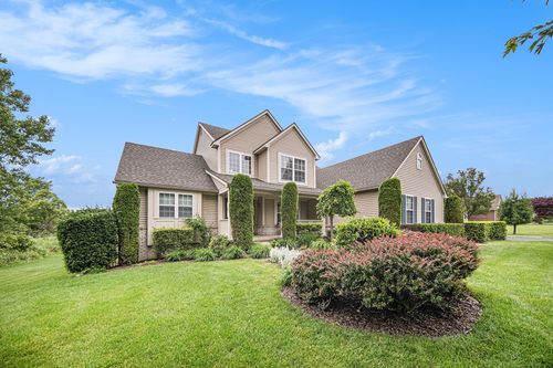 2762 Island Hills Dr, Dexter, MI, 48130-8641 | Card Image