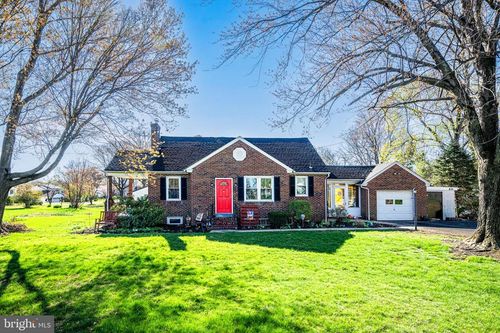 1050 S Keim St, POTTSTOWN, PA, 19465-7785 | Card Image