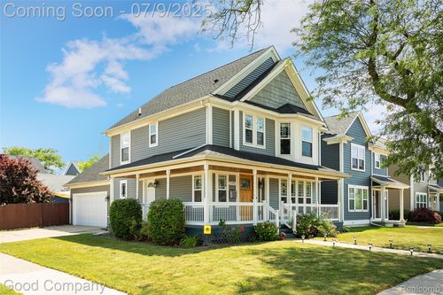 2340 Hamata St, Ferndale, MI, 48220-1499 | Card Image
