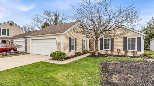 16460 Georgetown Ct, Strongsville, OH, 44136-7270 | Card Image