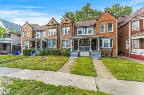 7507 Lawnview Ave, Cleveland, OH, 44103-3384 | Card Image