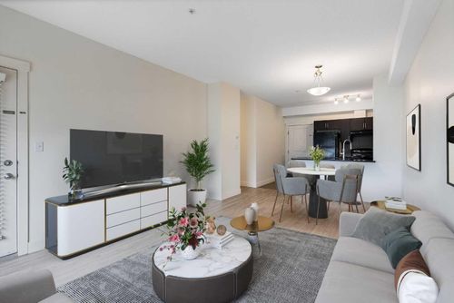 206-3950 46 Avenue Nw, Calgary, AB, T3A0L9 | Card Image