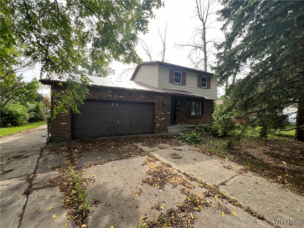 100th St, Niagara Falls, NY 14304