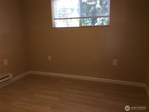 b-801 Pecks Dr, Everett, WA, 98203-4540 | Card Image