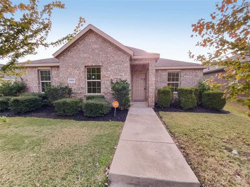 2052 Fair Weather Dr, Lancaster, TX, 75146-4926 | Card Image