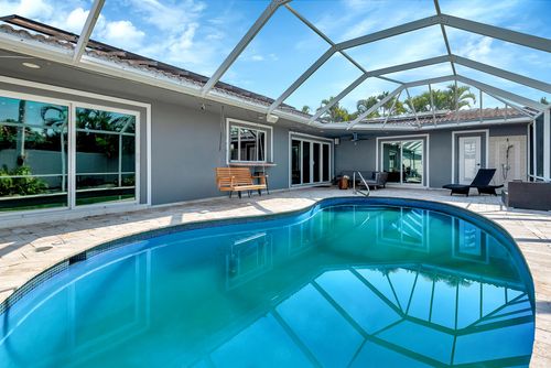 2116 Ne 68th St, Fort Lauderdale, FL, 33308-1111 | Card Image